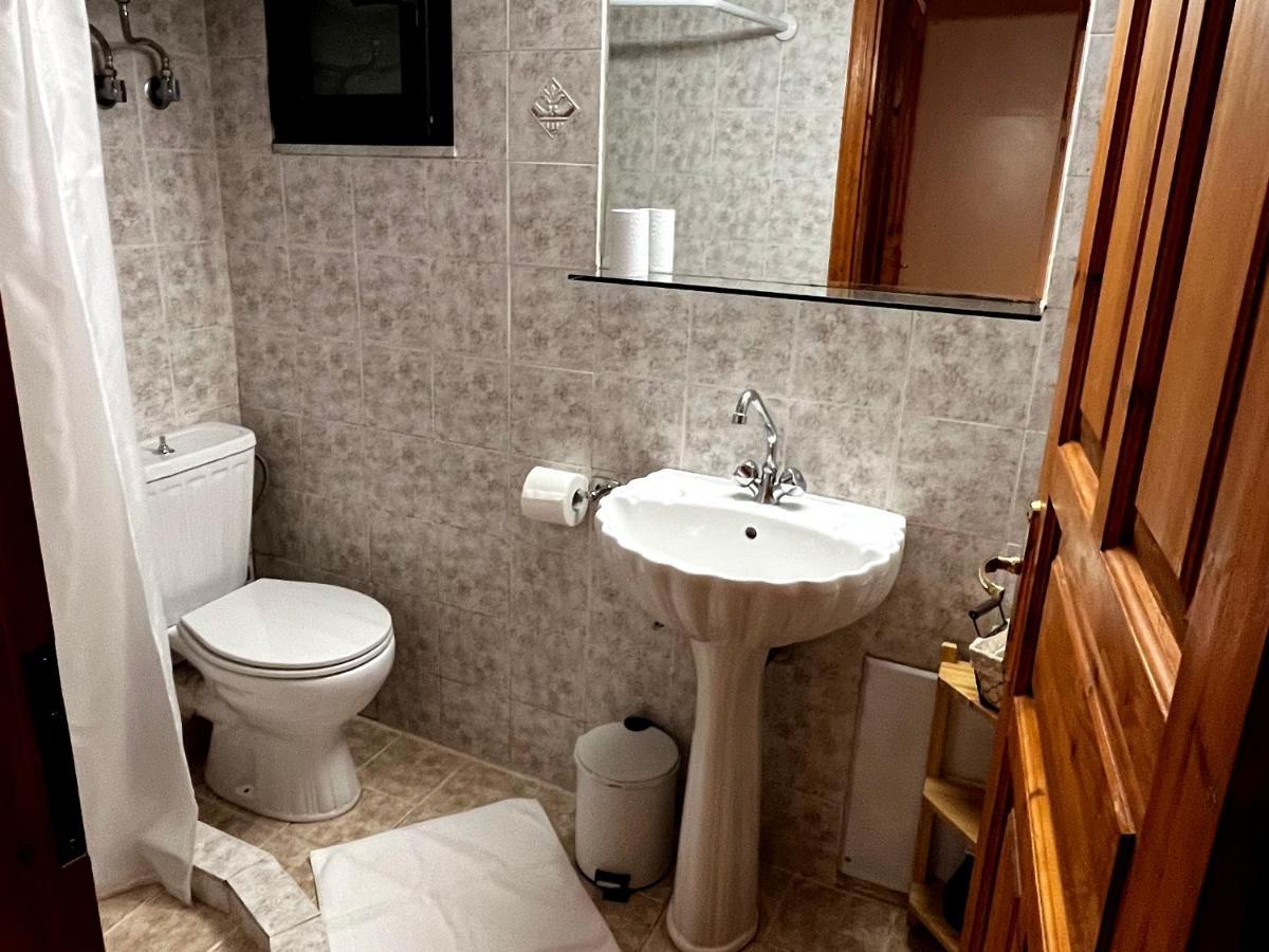 Kristis'S Homes - "Beautiful Home" In Діміцана Екстер'єр фото