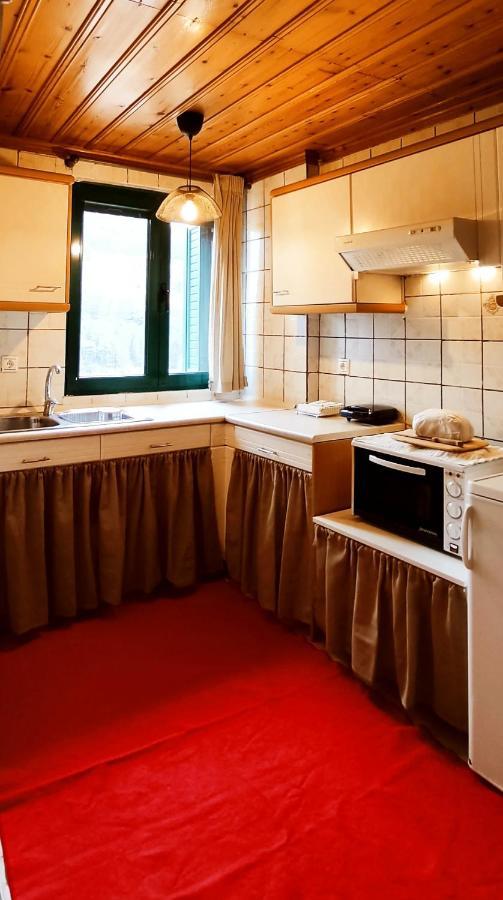 Kristis'S Homes - "Beautiful Home" In Діміцана Екстер'єр фото